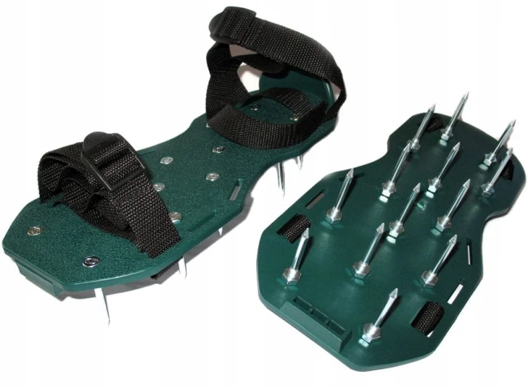 AERATOR WERTYKULATOR BUTY Z KOLCAMI DO NAPOWIETRZANIA TRAWNIKA OGRODU KOLCE
